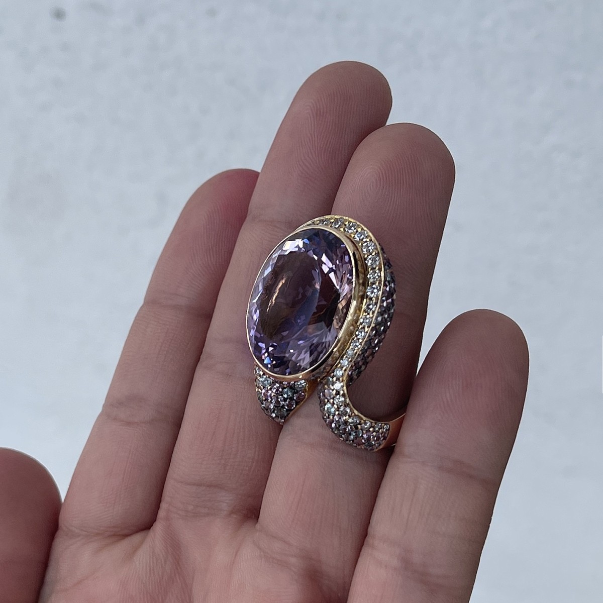 Kunzite and 18K Ring