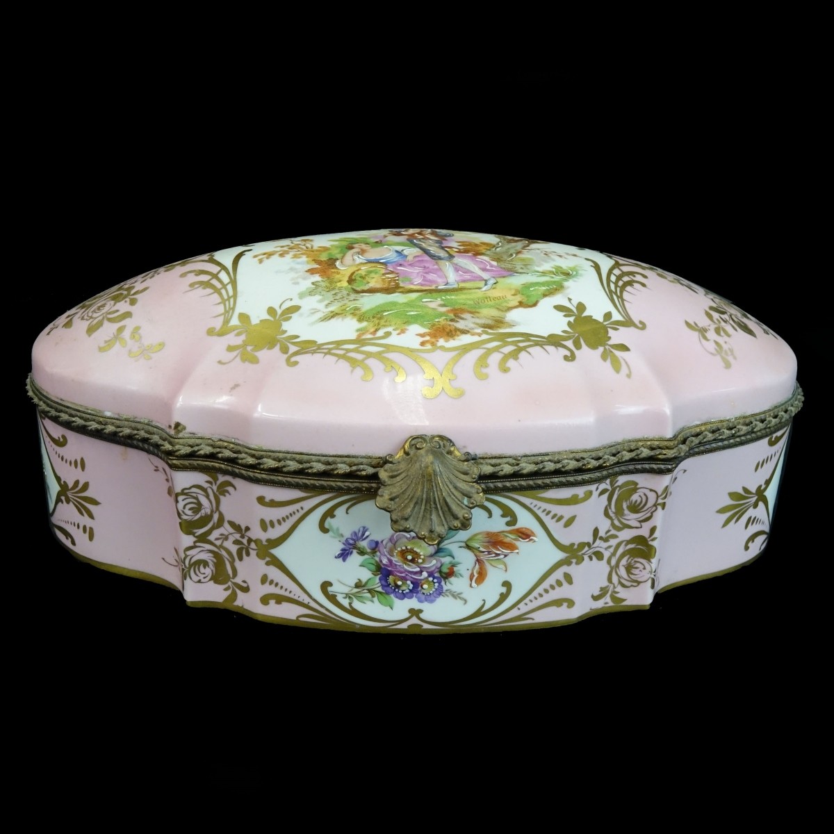 Limoges Dresser Box