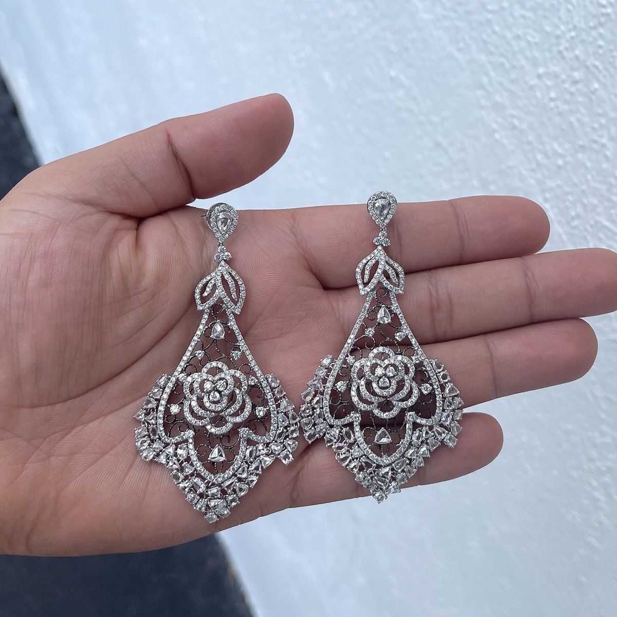 Diamond and 18K Earrings