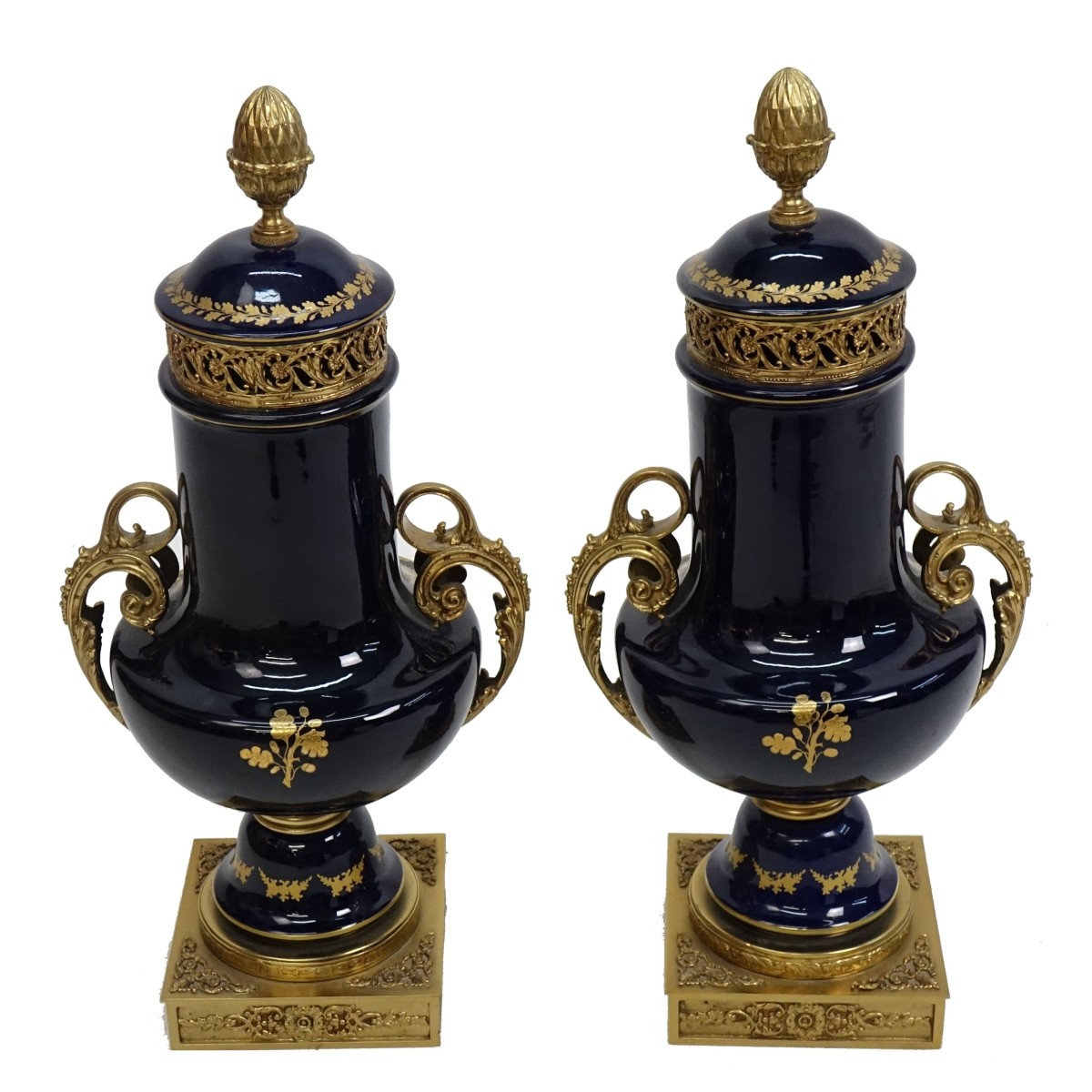 Pair of Urns