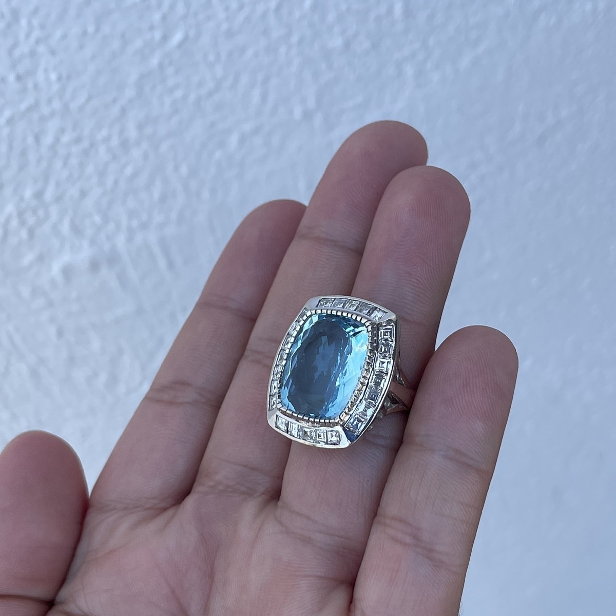 Aquamarine, Diamond and 18K Ring