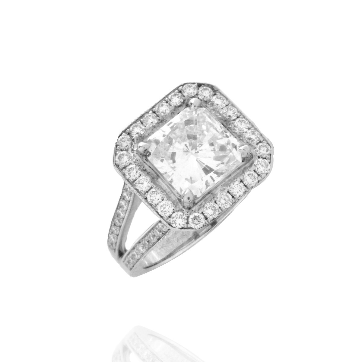 Diamond and 18K Ring