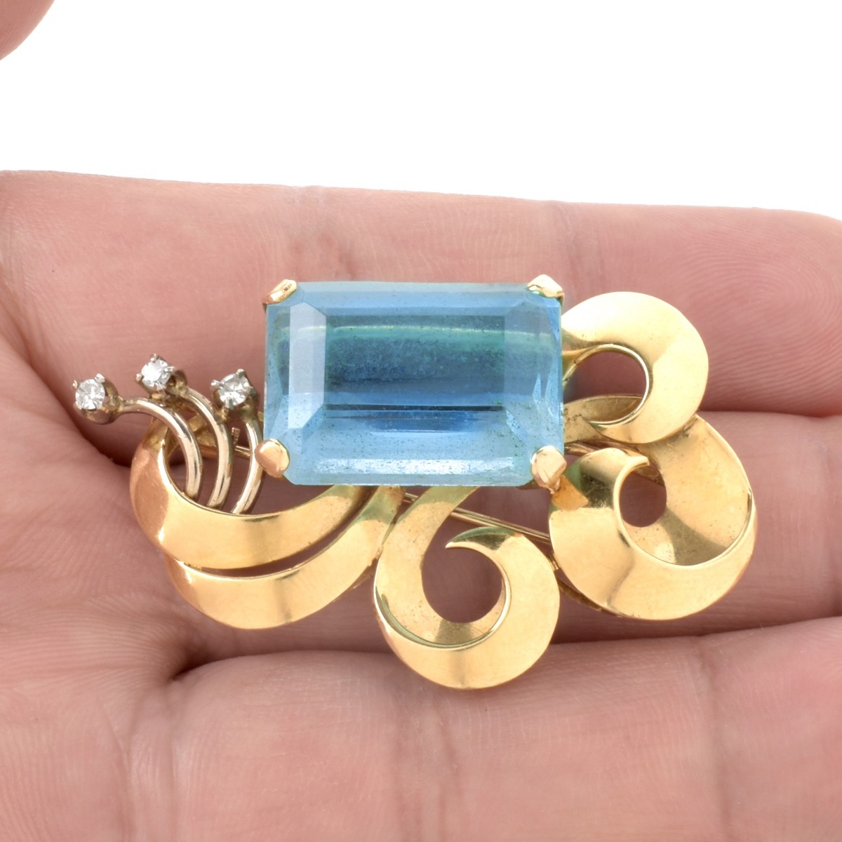 Gemstone and 18K Brooch