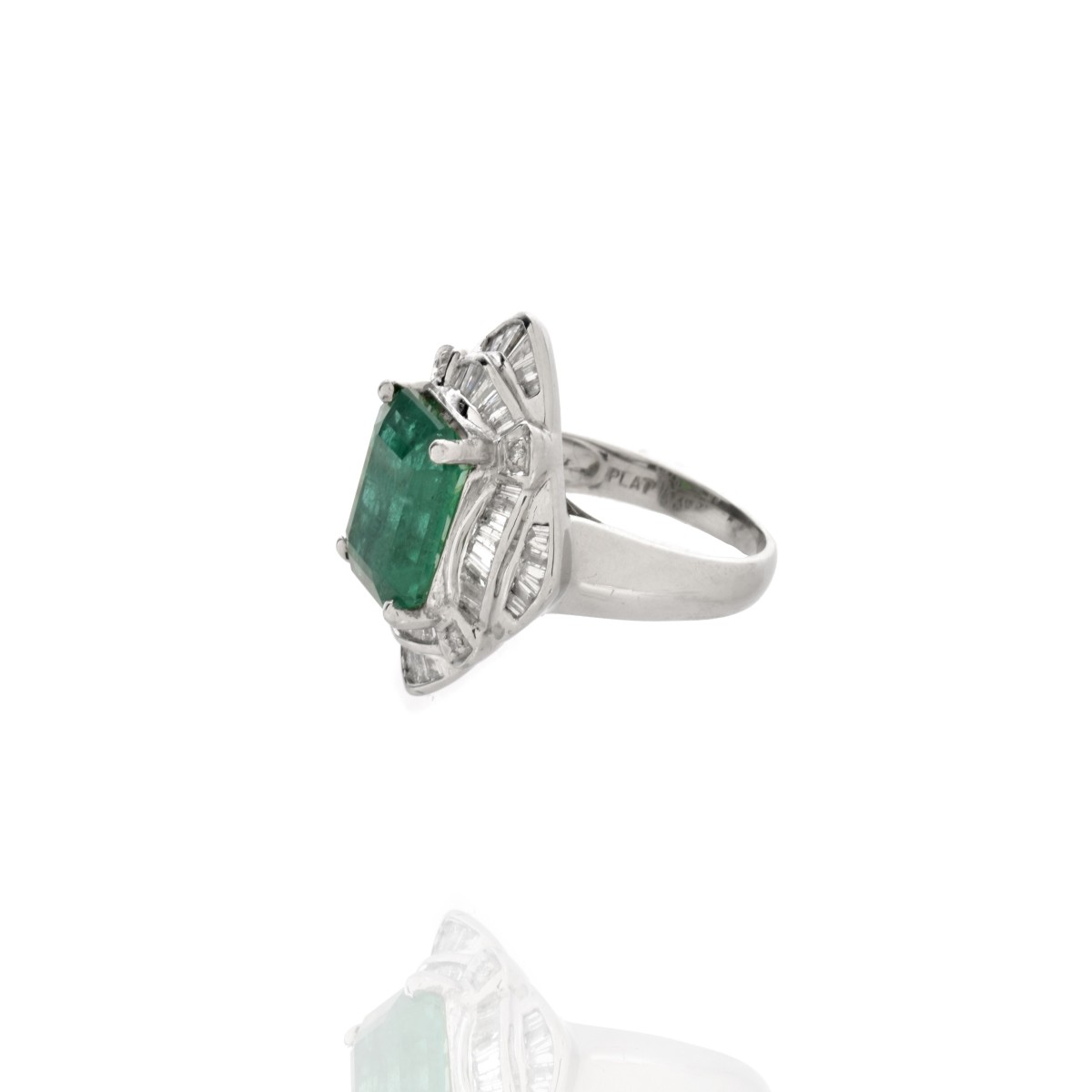 Emerald, Diamond and Platinum Ring