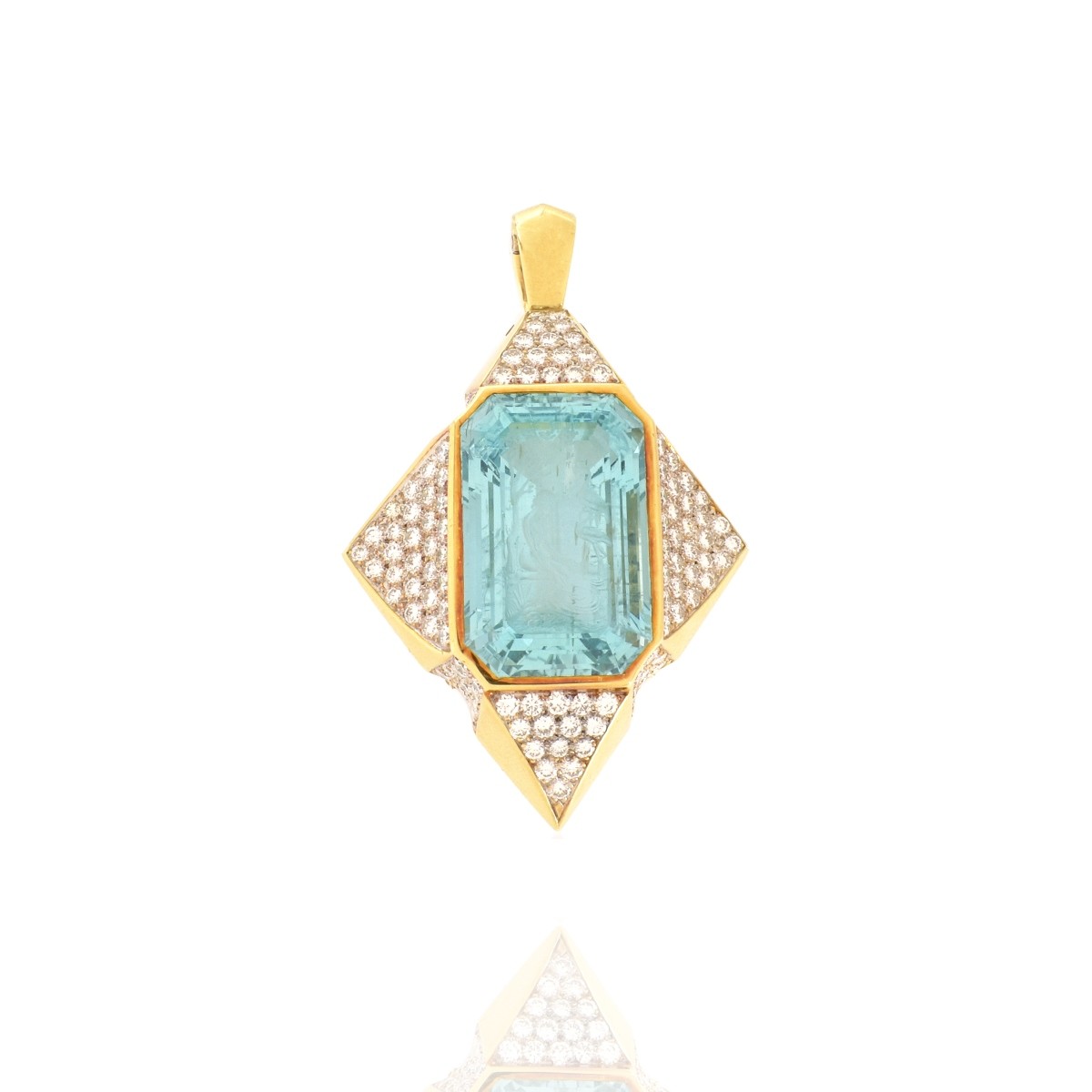 Aquamarine, Diamond and 18K Pendant / Brooch