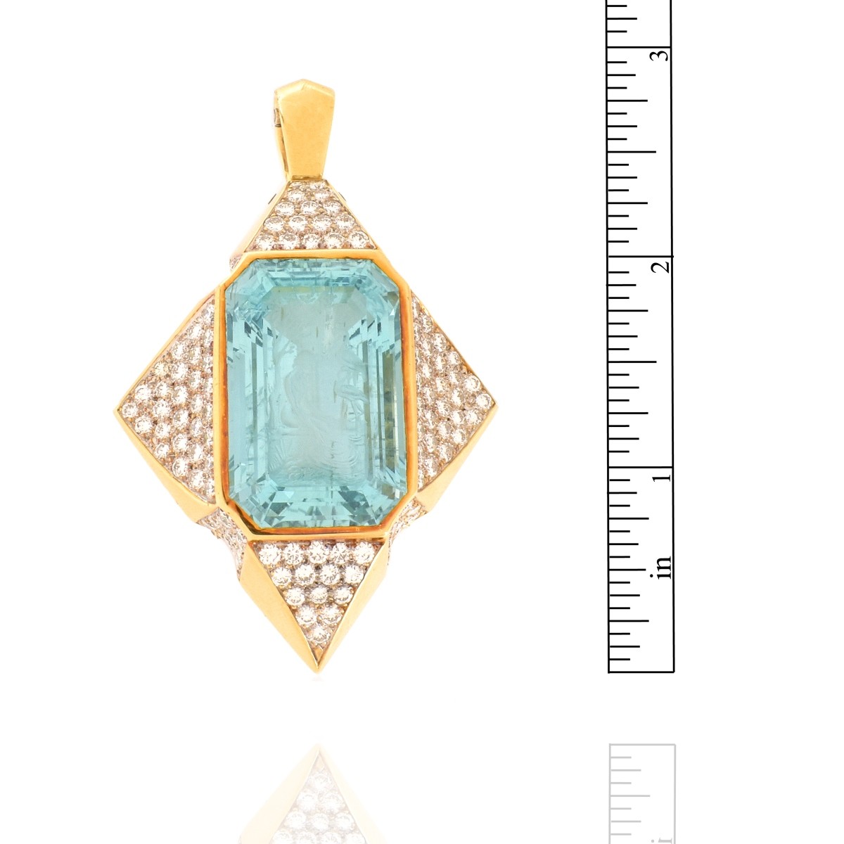 Aquamarine, Diamond and 18K Pendant / Brooch
