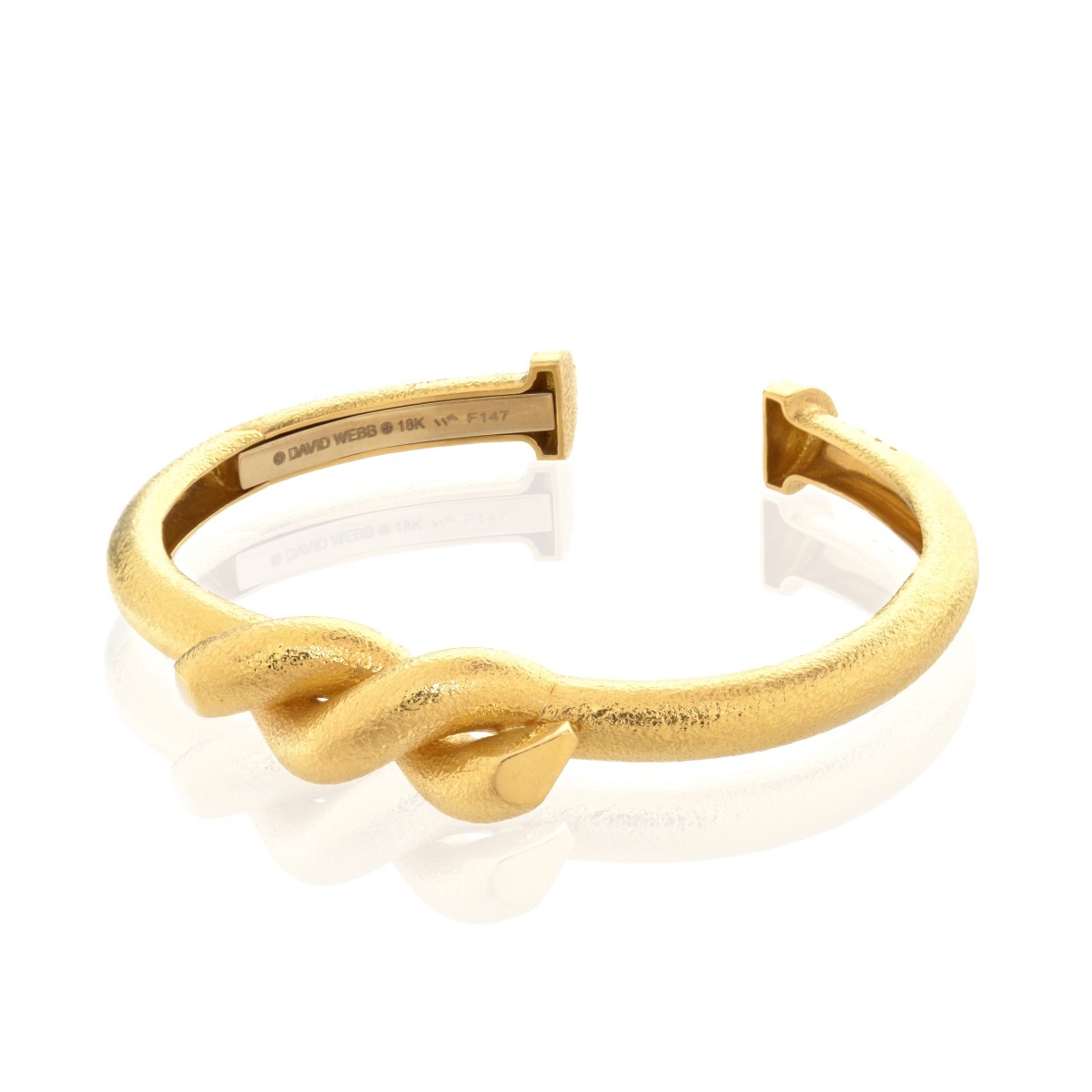 David Webb 18K Bangle Bracelet