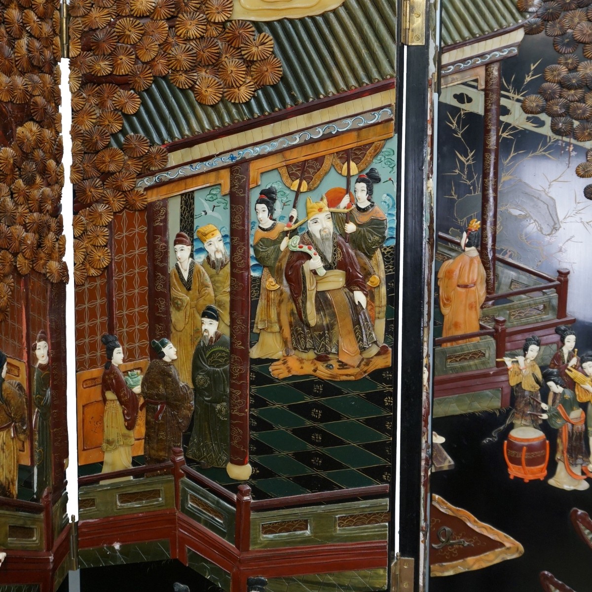 Chinese Black Lacquered 8 Panel Screen