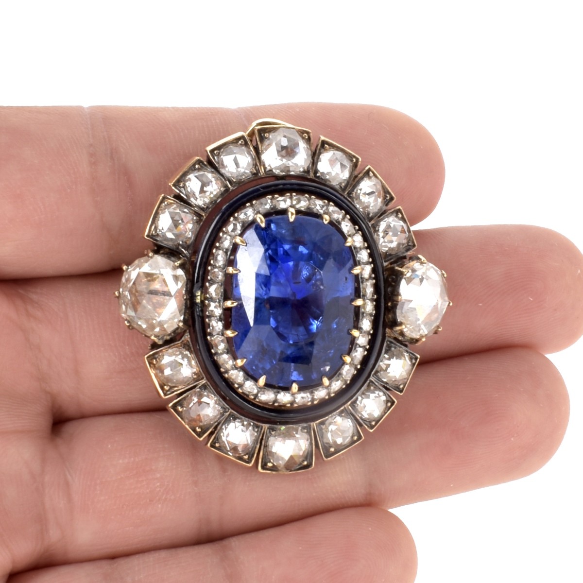 AGL Ceylon Sapphire Pendant / Brooch