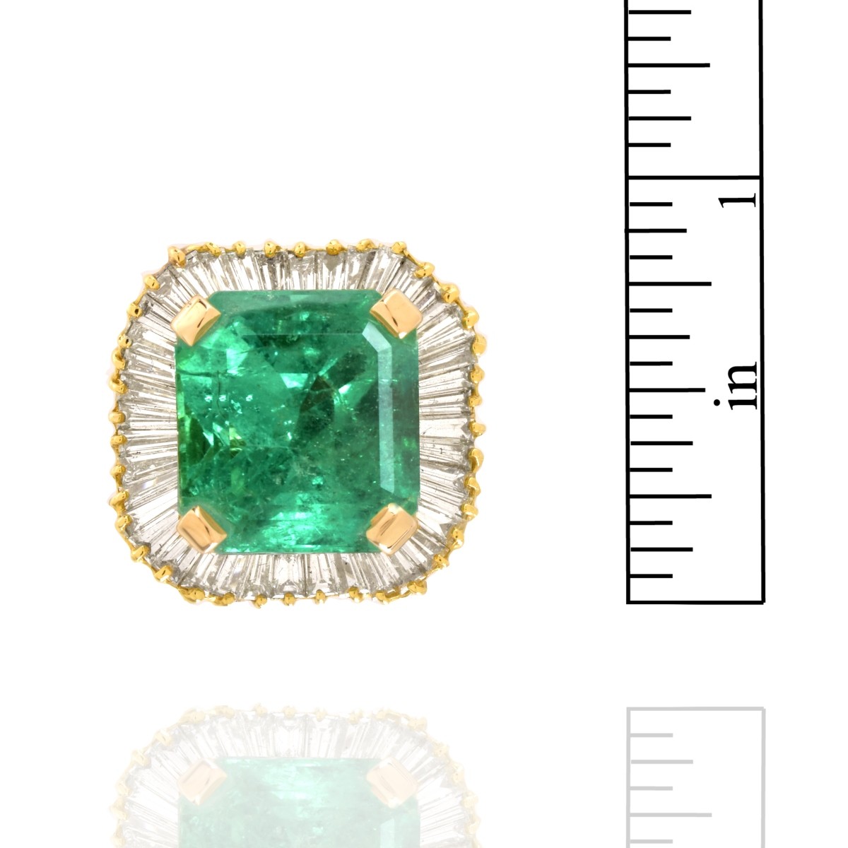 AGL Emerald, Diamond and 18K Ring