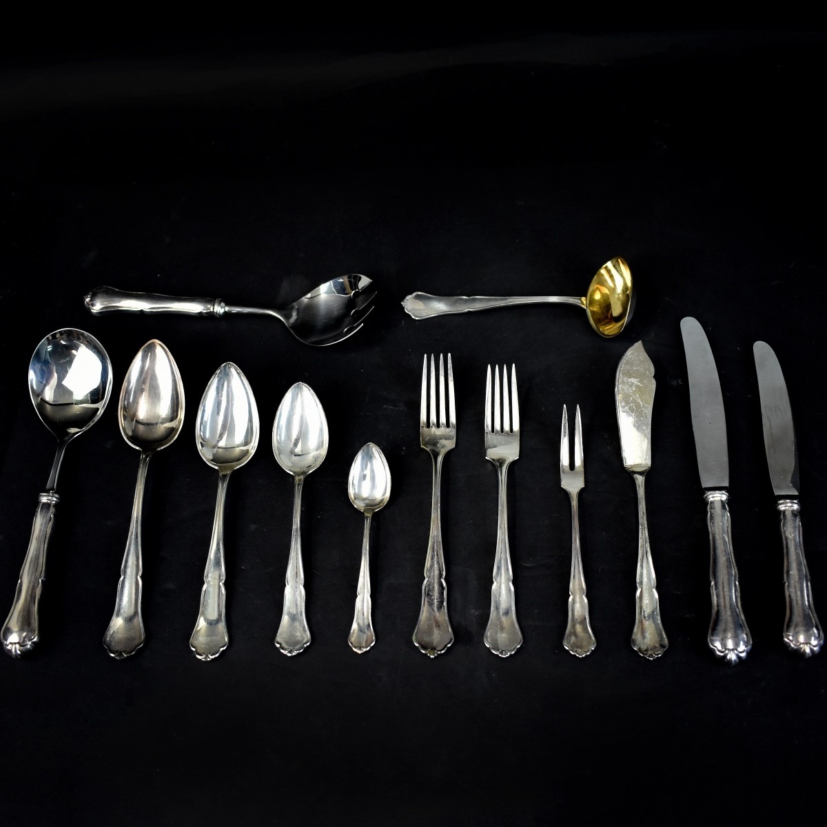 Hopeakeskus Oy Flatware