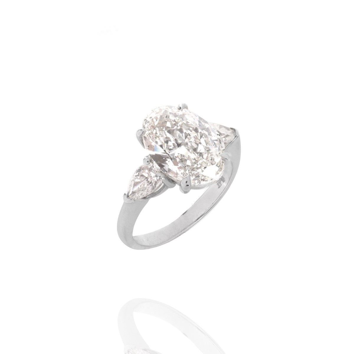 EGL 4.02ct Diamond and Platinum Ring