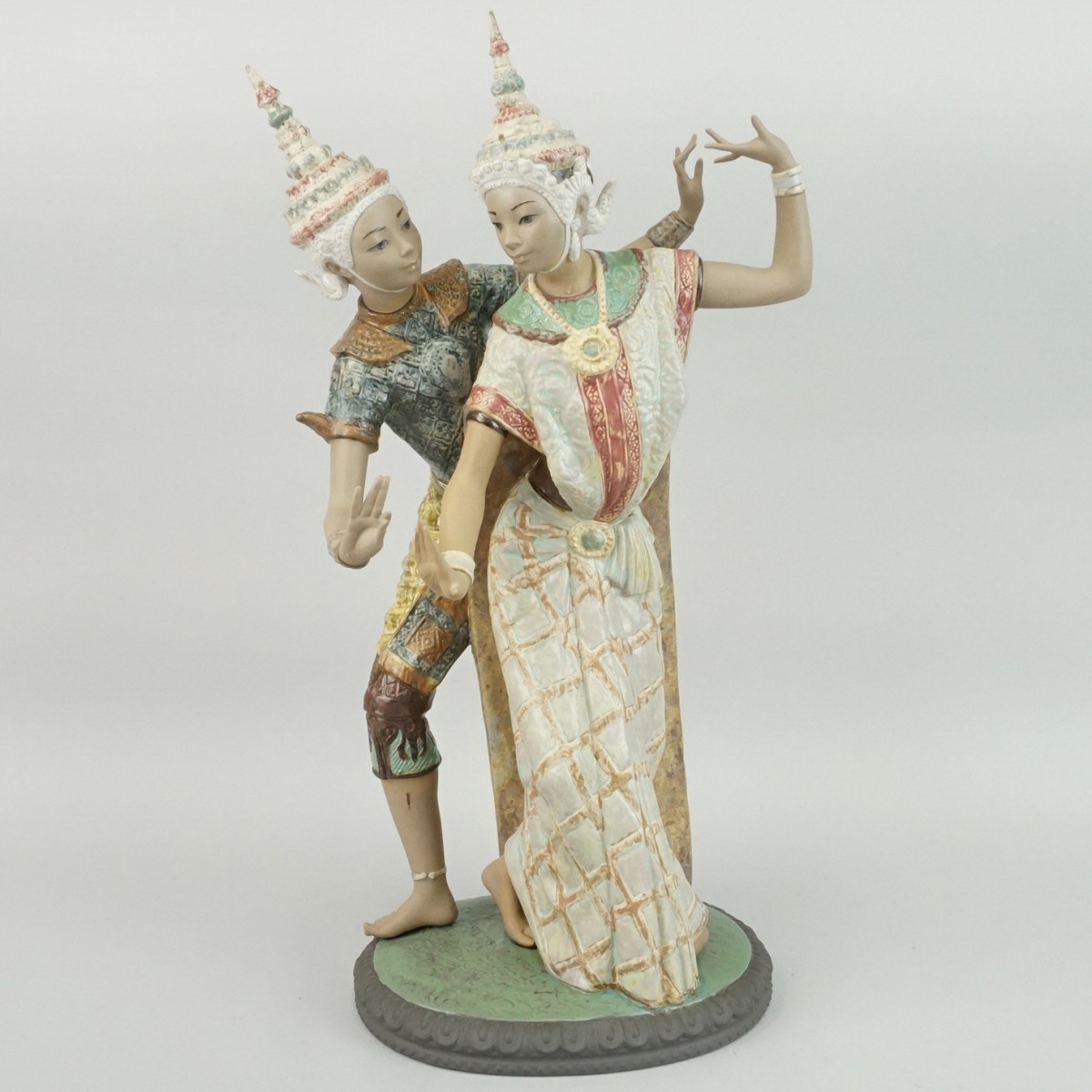 Lladro Figurine