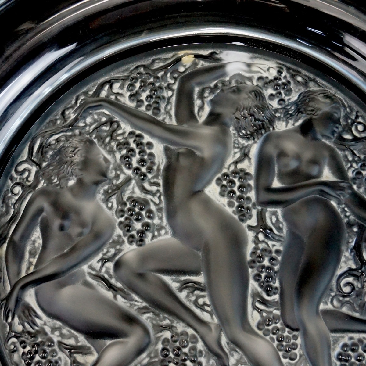 Lalique Charger Bacchantes