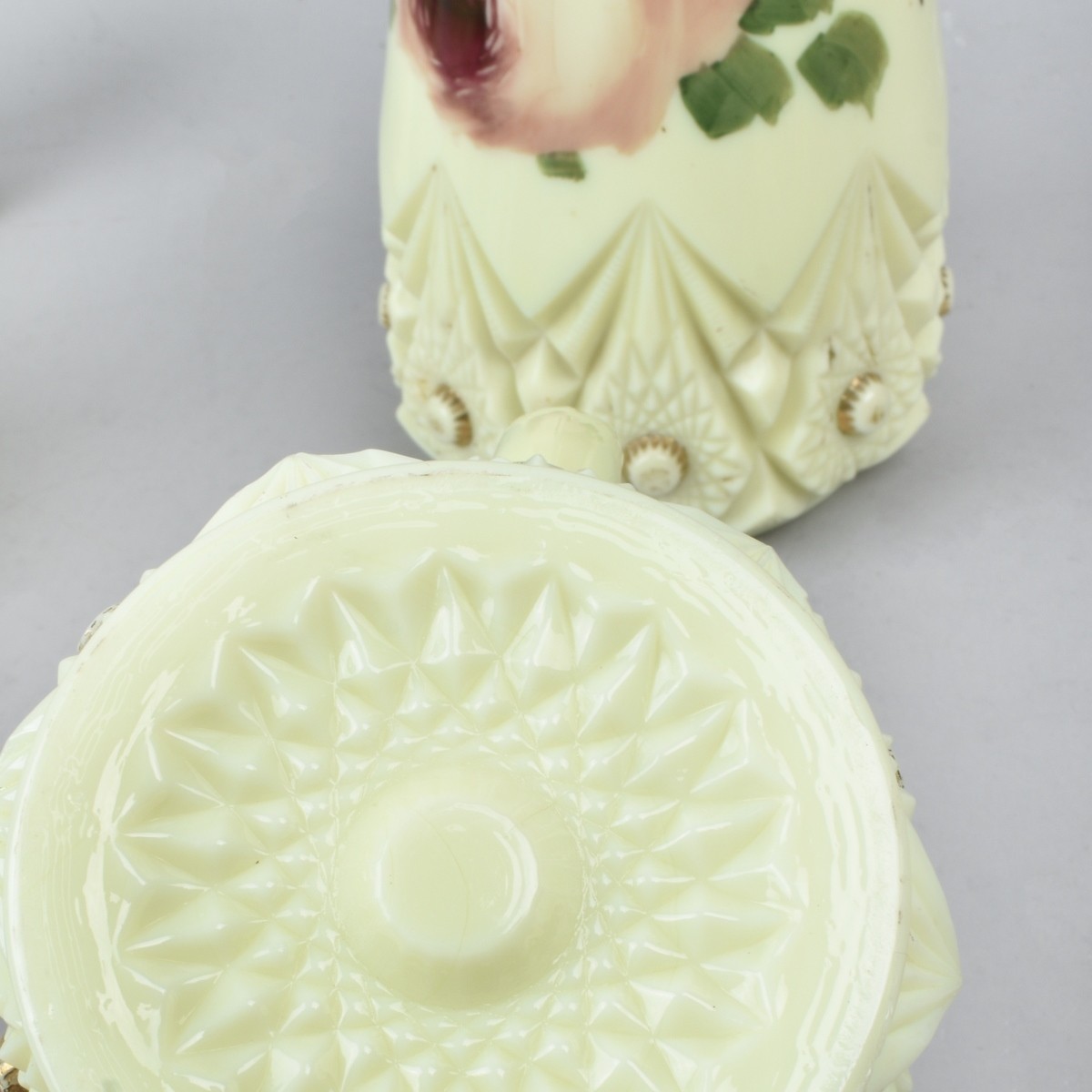 Victorian Jefferson Custard Glass Tableware