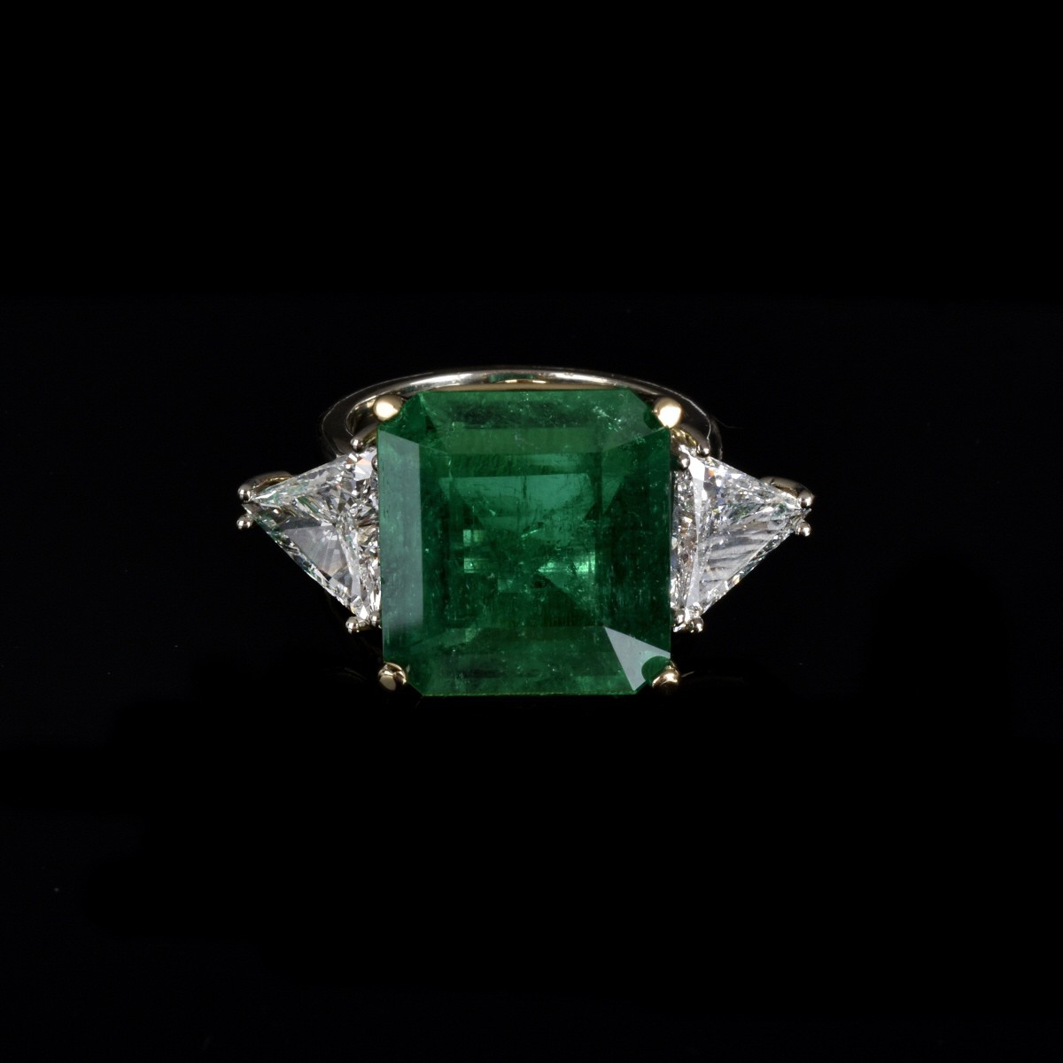 AGL/GIA Emerald, Diamond and 18K Ring