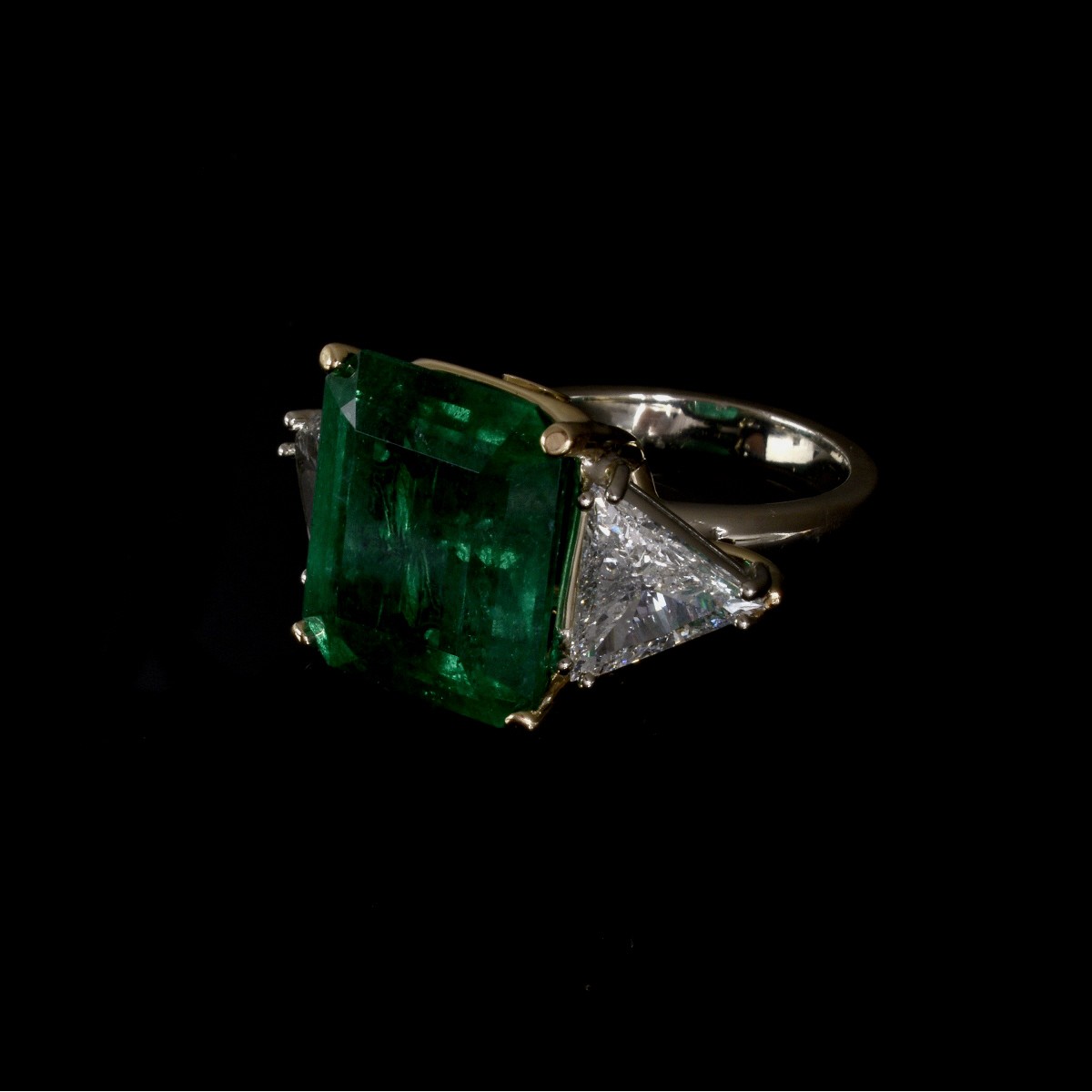 AGL/GIA Emerald, Diamond and 18K Ring