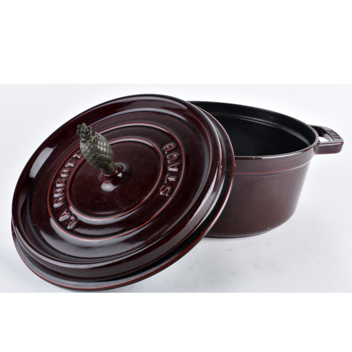 Staub La Cocotte Cast Iron Cooking Pot