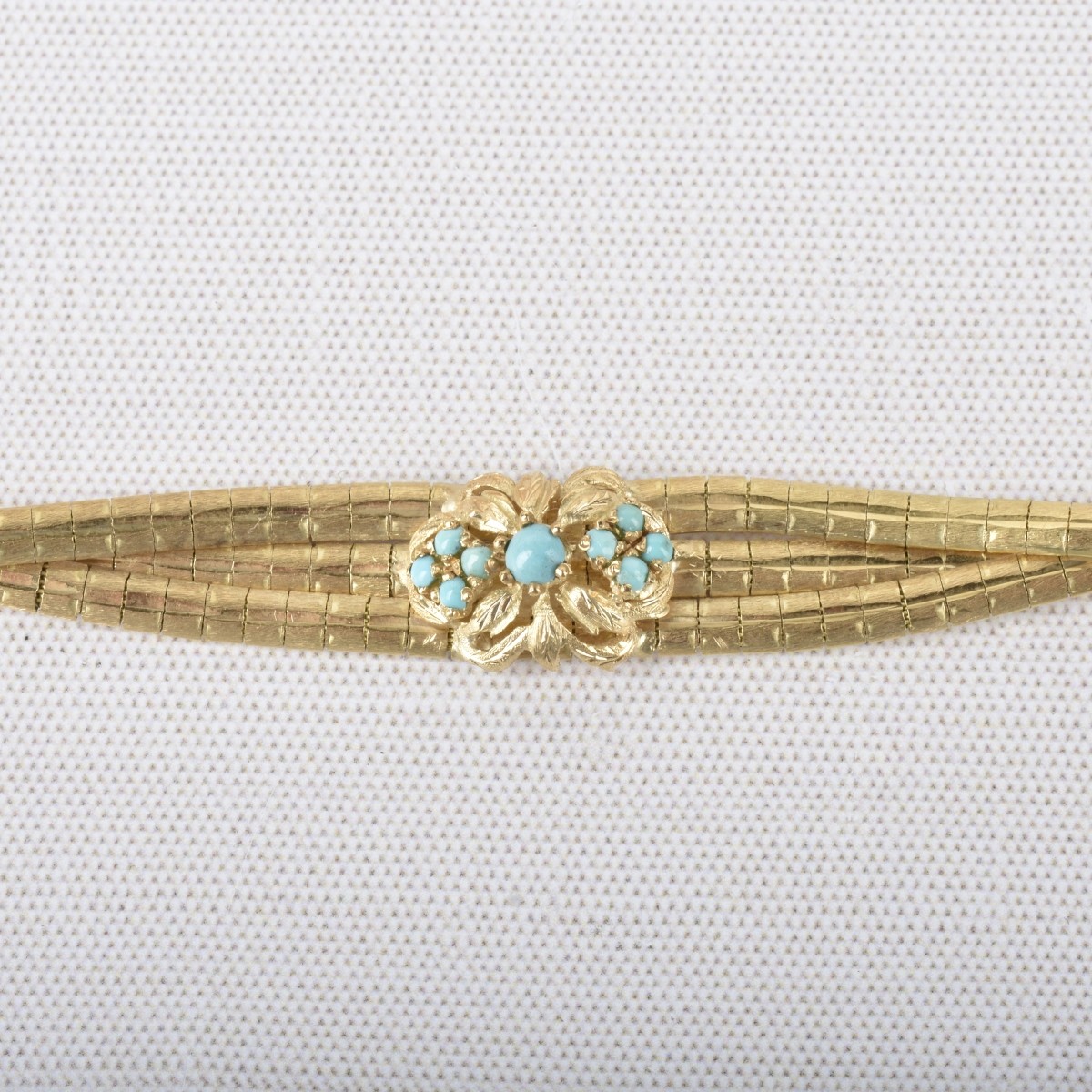 18K and Turquoise Bracelet