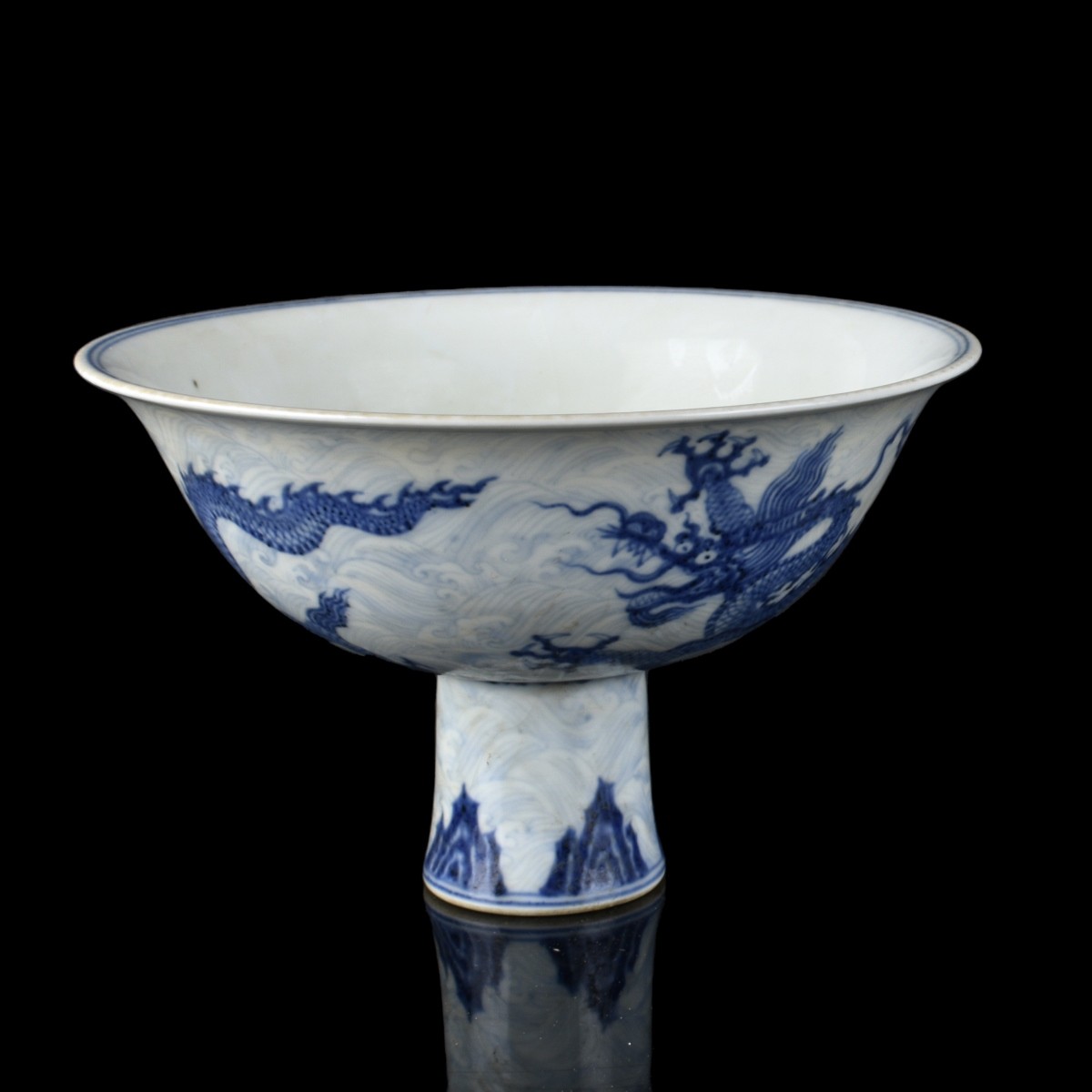 Two Chinese Porcelain Tableware