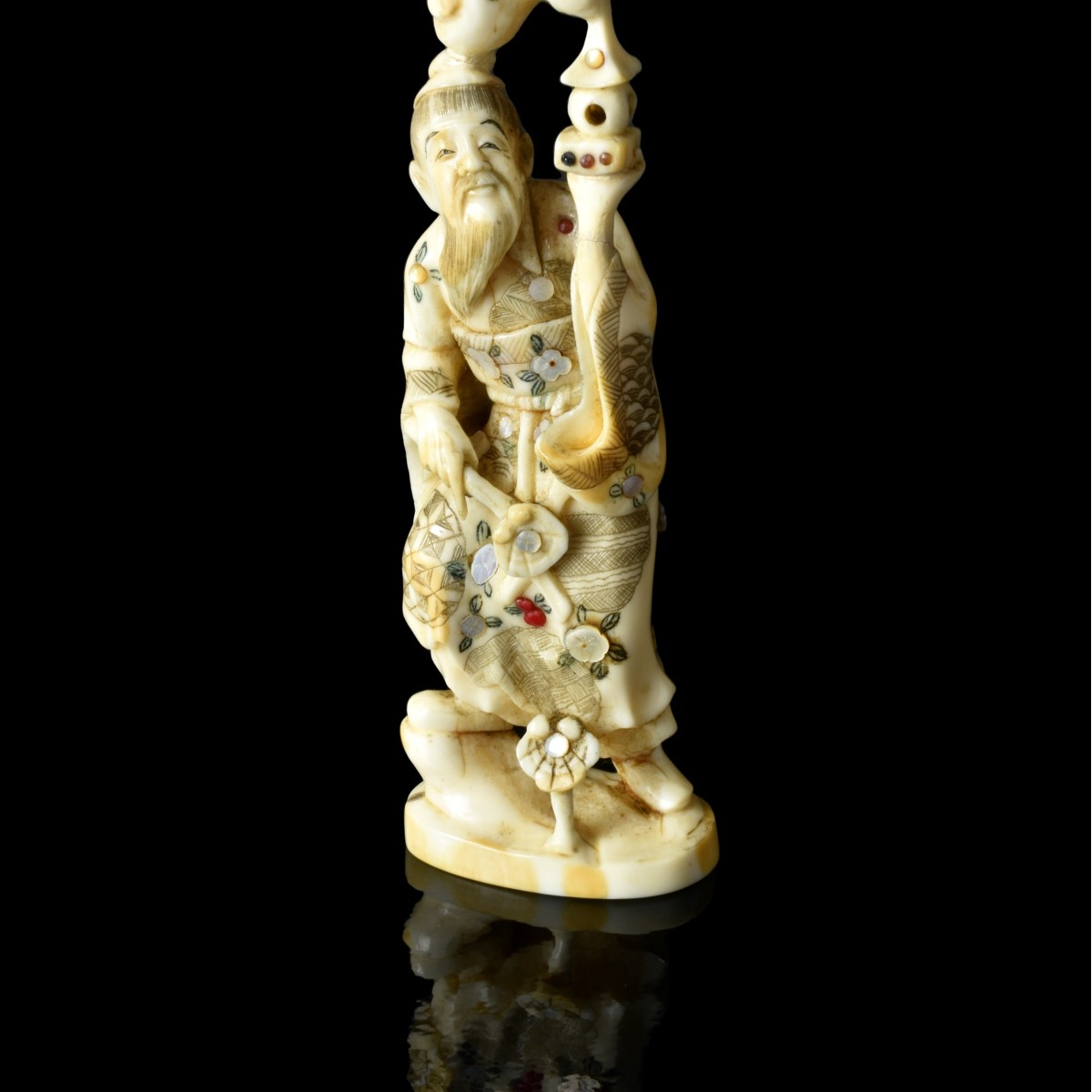 Antique Chinese Carved Figurine