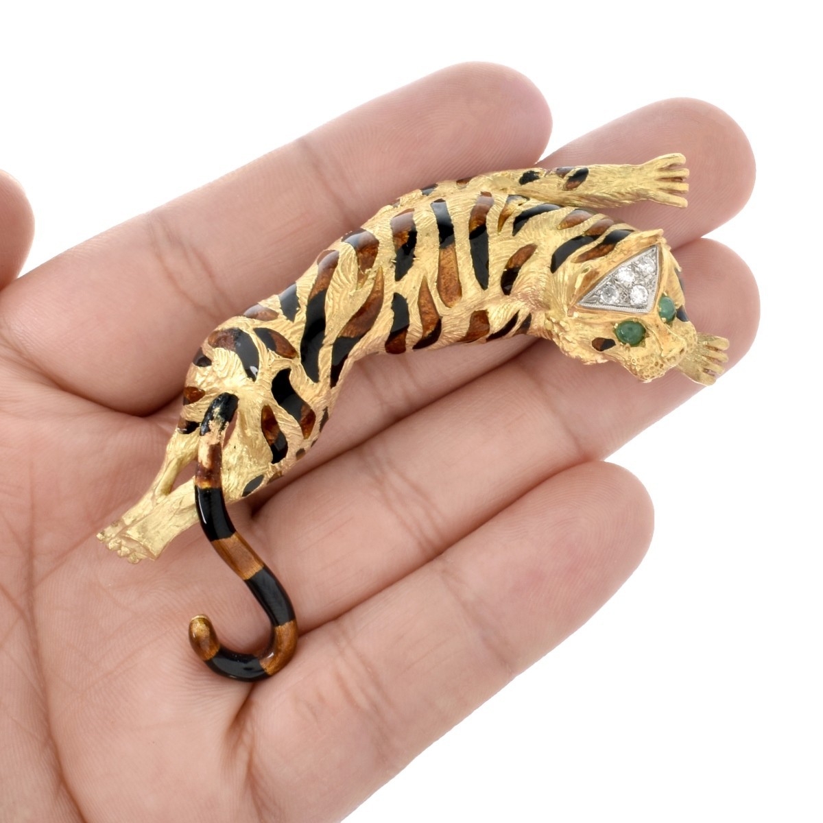 18K Tiger Brooch