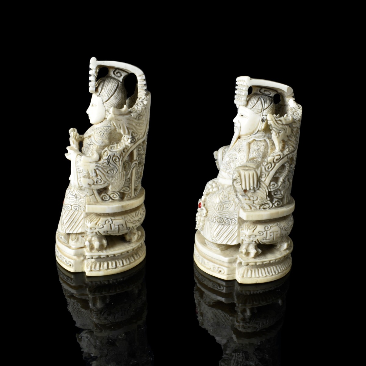 Pair of Chinese Figurines