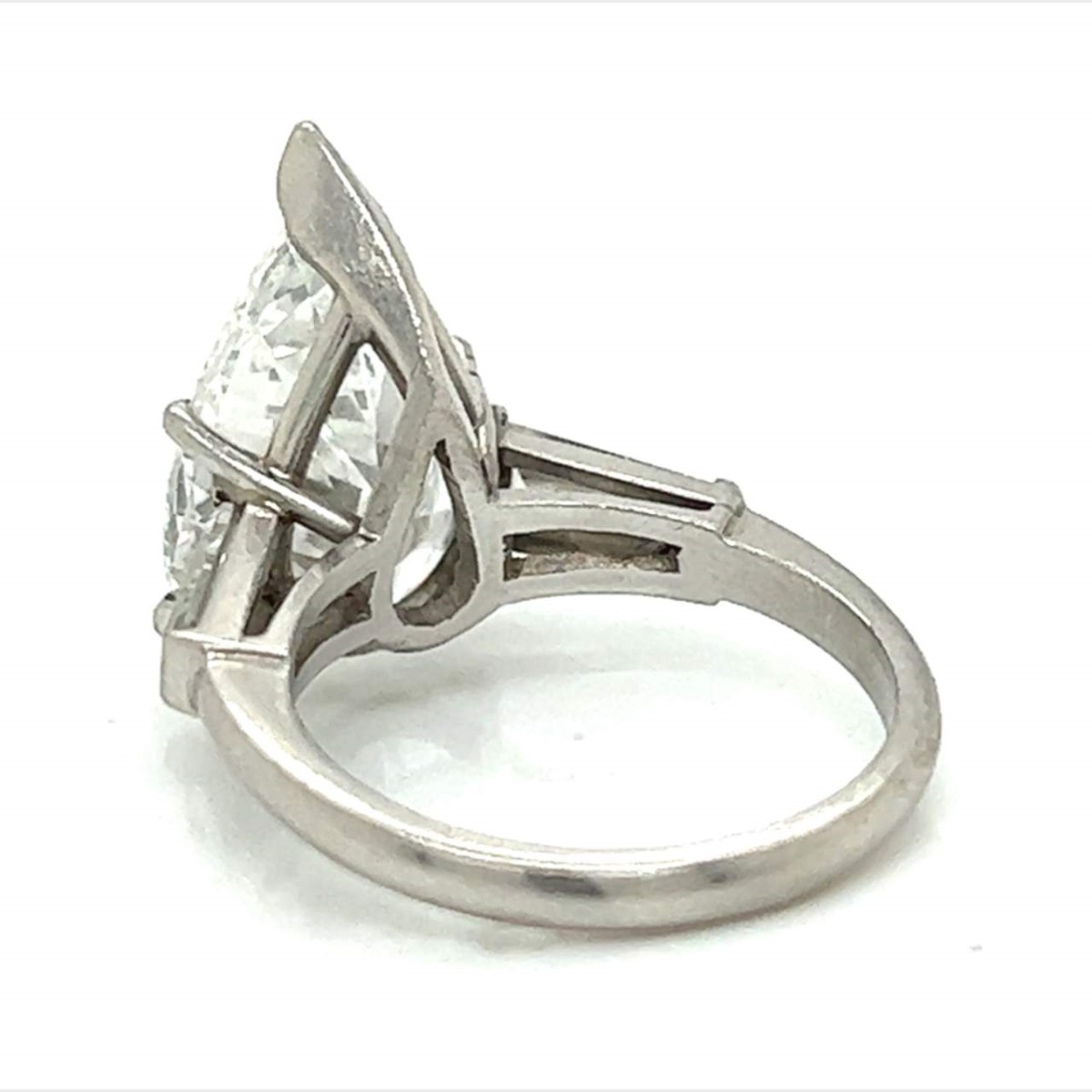 GIA 5.24ct Diamond and Platinum Ring