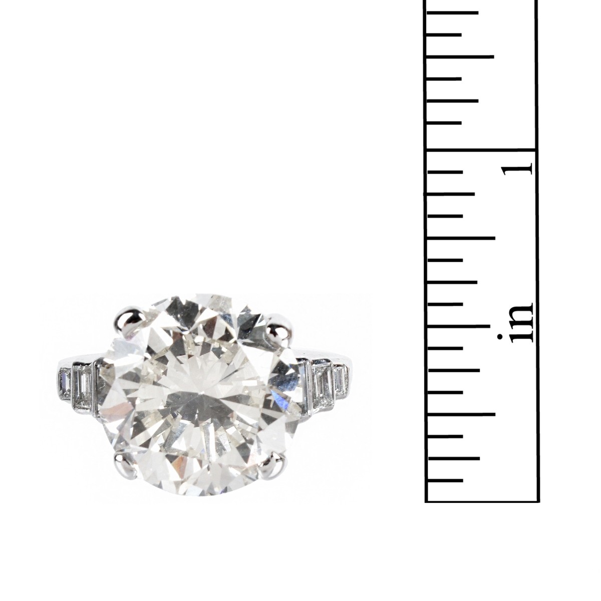 11.28ct Diamond and Platinum Ring