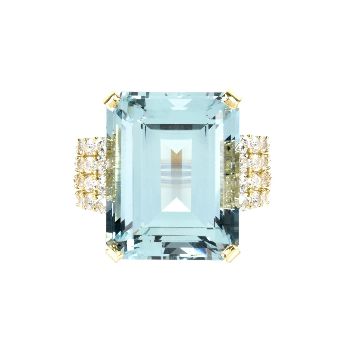 Aquamarine, Diamond and 18K Ring