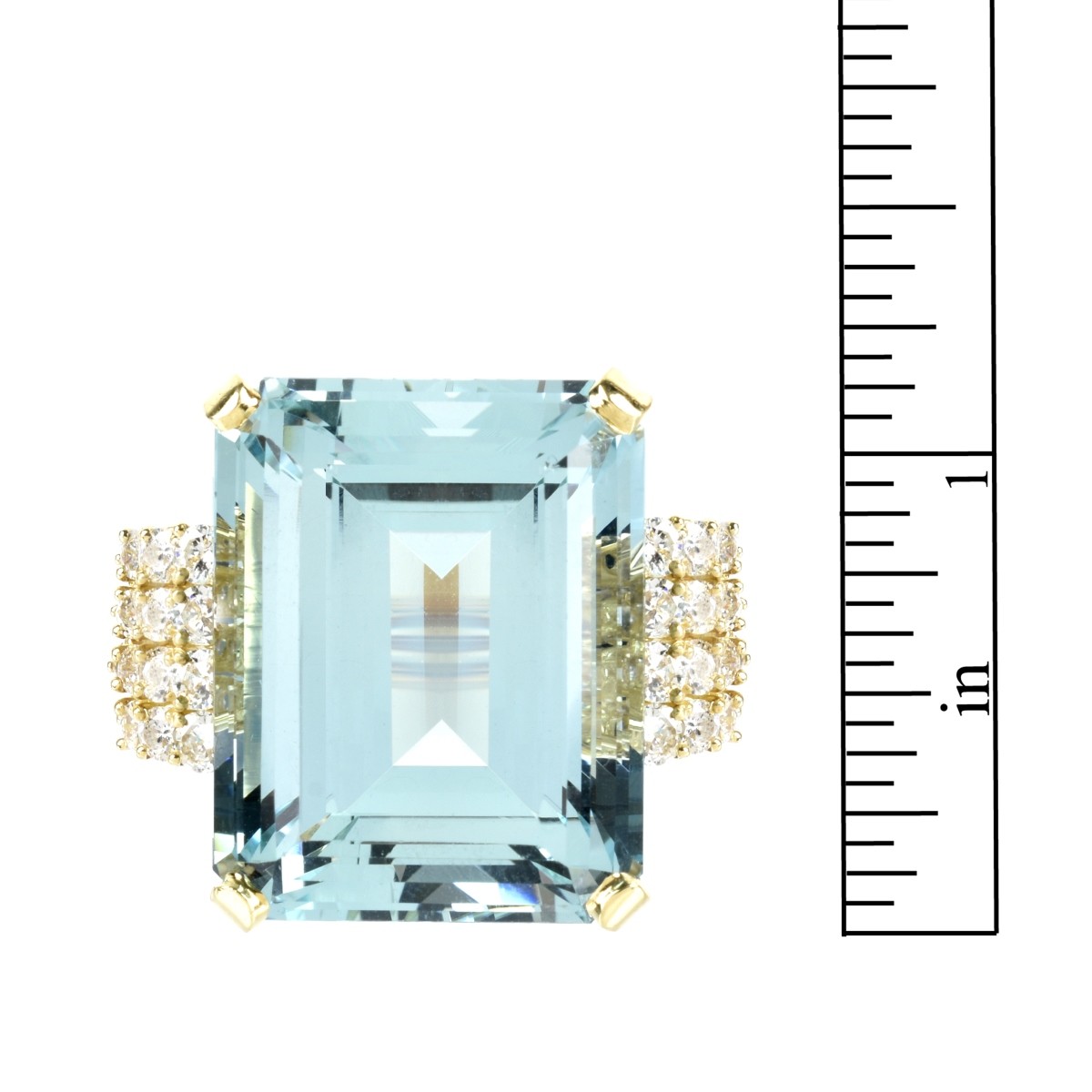 Aquamarine, Diamond and 18K Ring