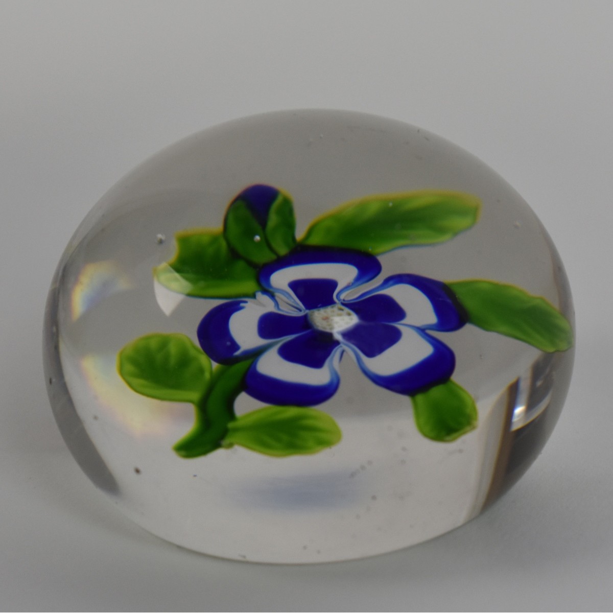 Baccarat Paperweight Primrose