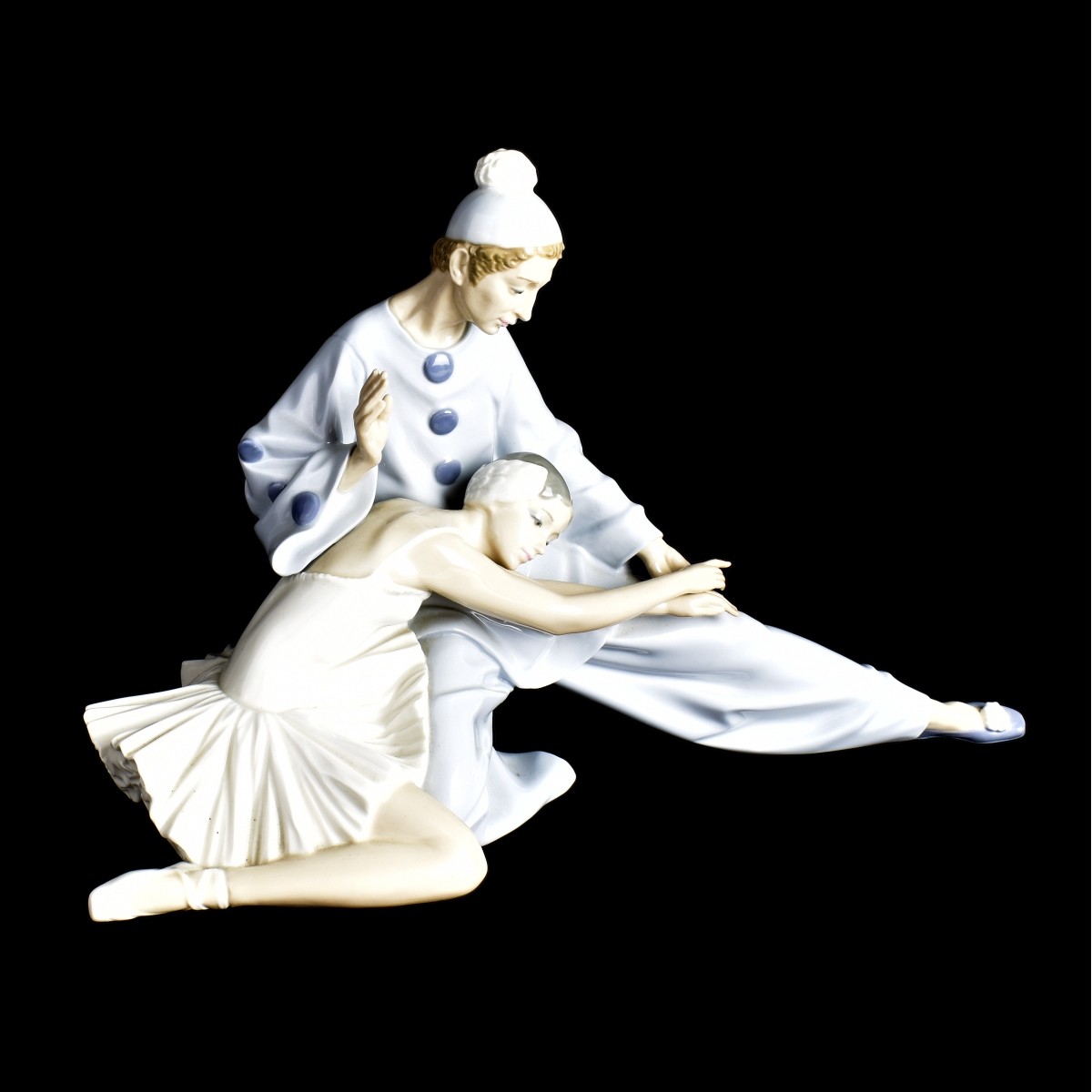 Lladro "Closing Scene" Porcelain Figurine