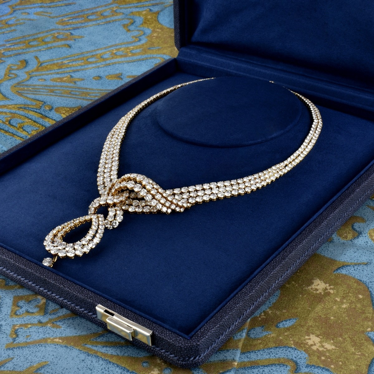 Important Diamond and 18K Necklace