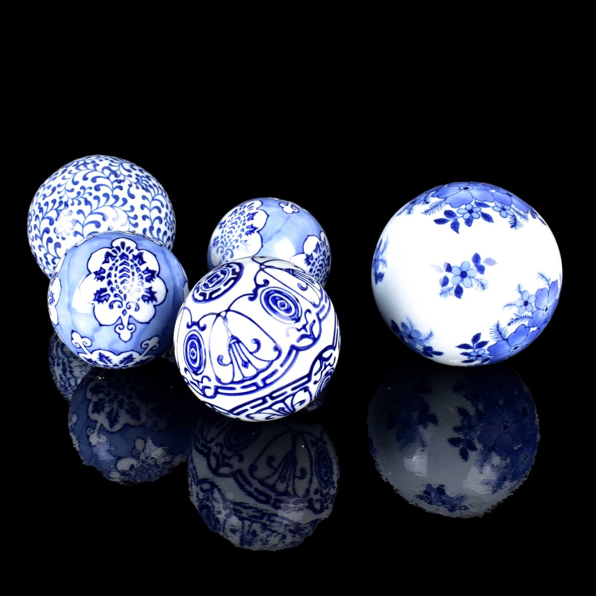 Ming Style Blue and White Porcelain Balls