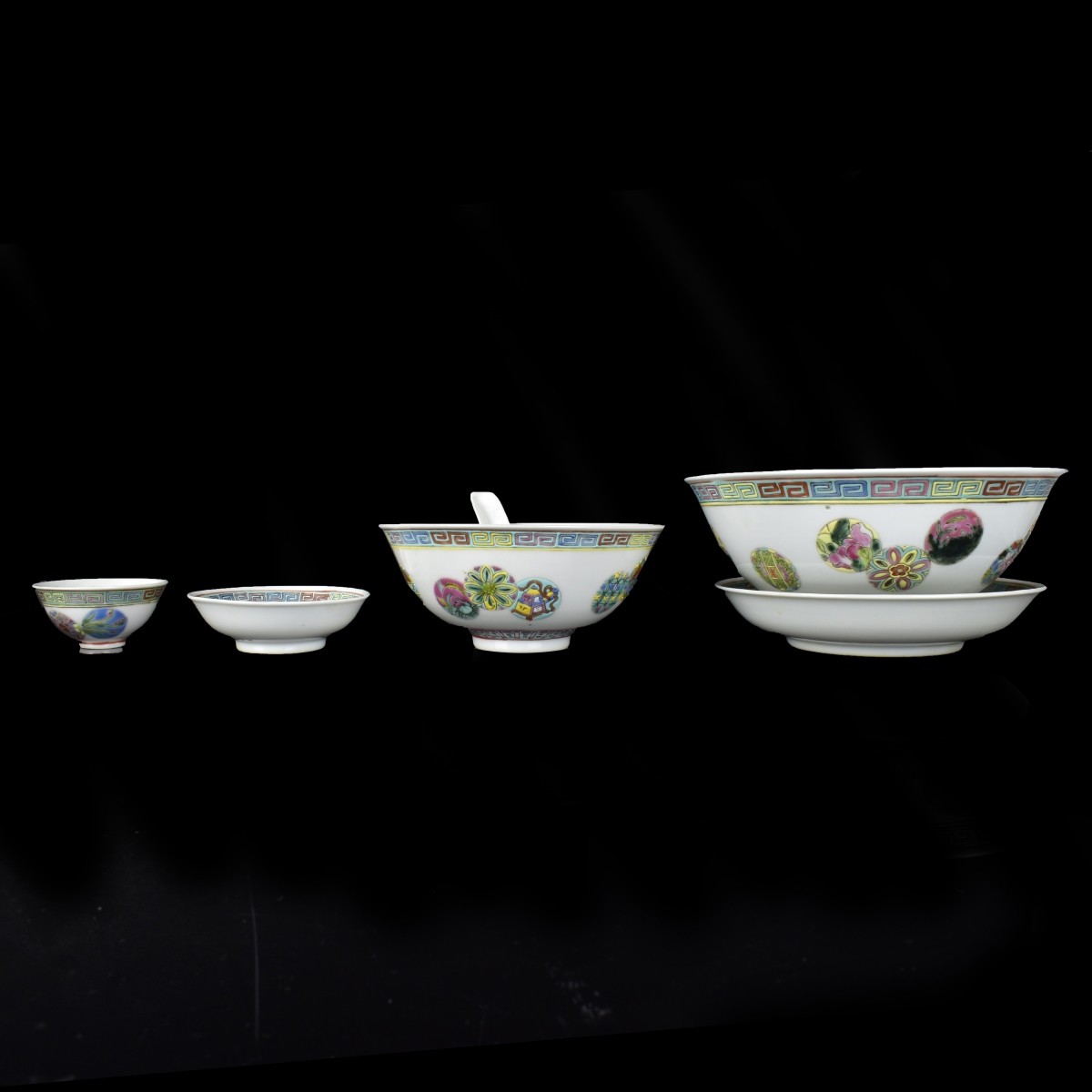 Chinese Famille Rose Dinnerware