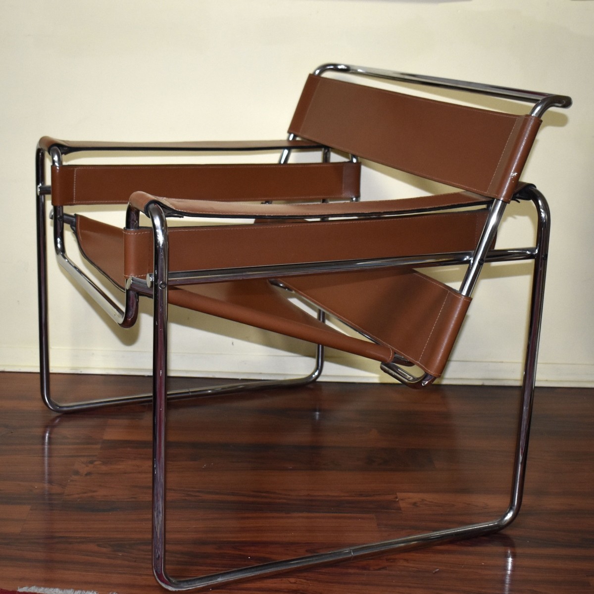 Knoll Wassily Lounge Chair