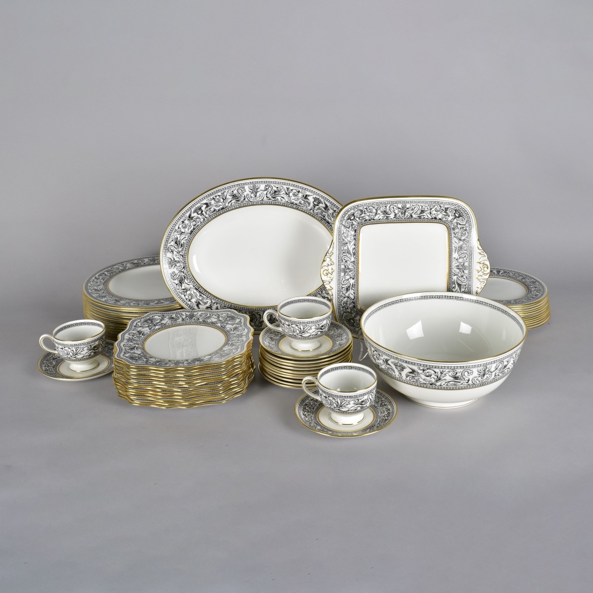 Wedgwood Florentine Dinner Service