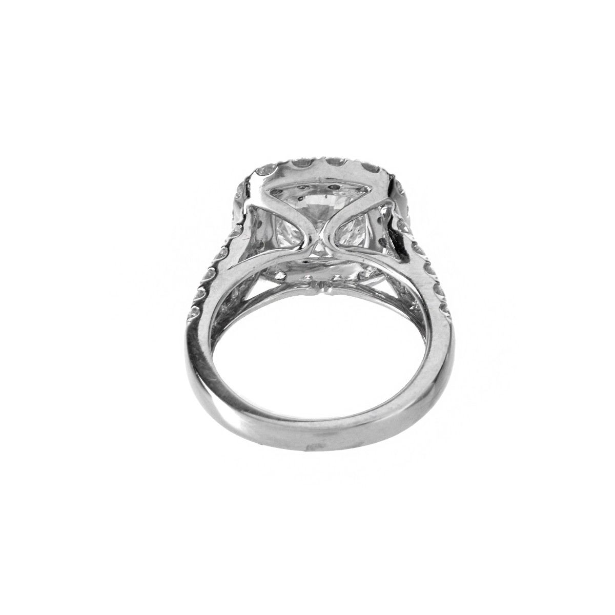 EGL 4.10ct Diamond and 18K Ring