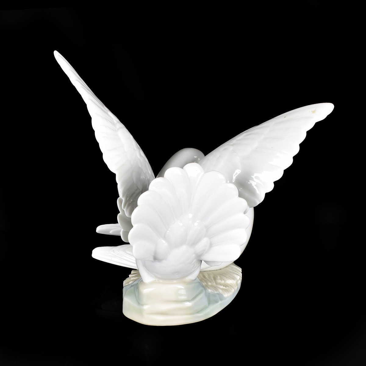 Lladro "Love Nest" Figurine