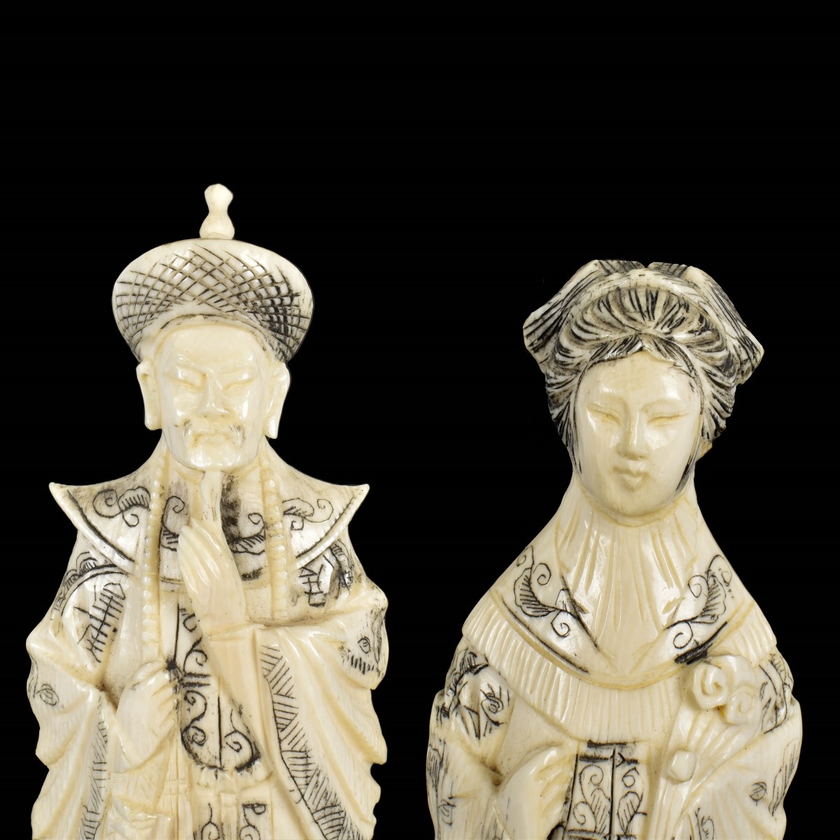 Pair of Chinese Figurines