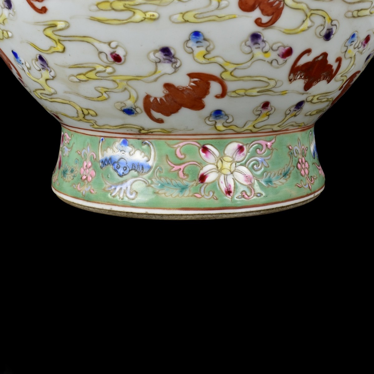 Large Chinese Porcelain Vase