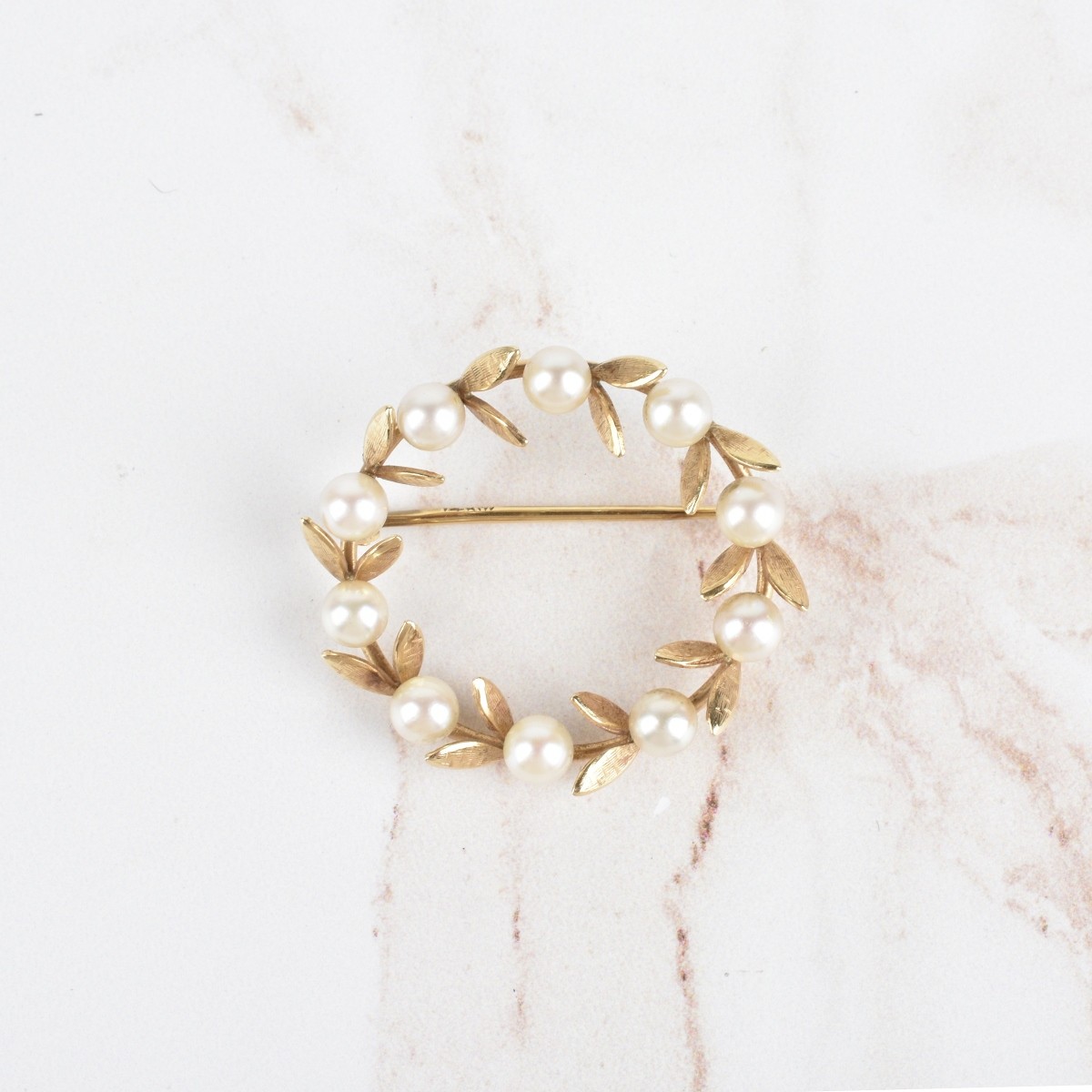 Pearl and 14K Pin