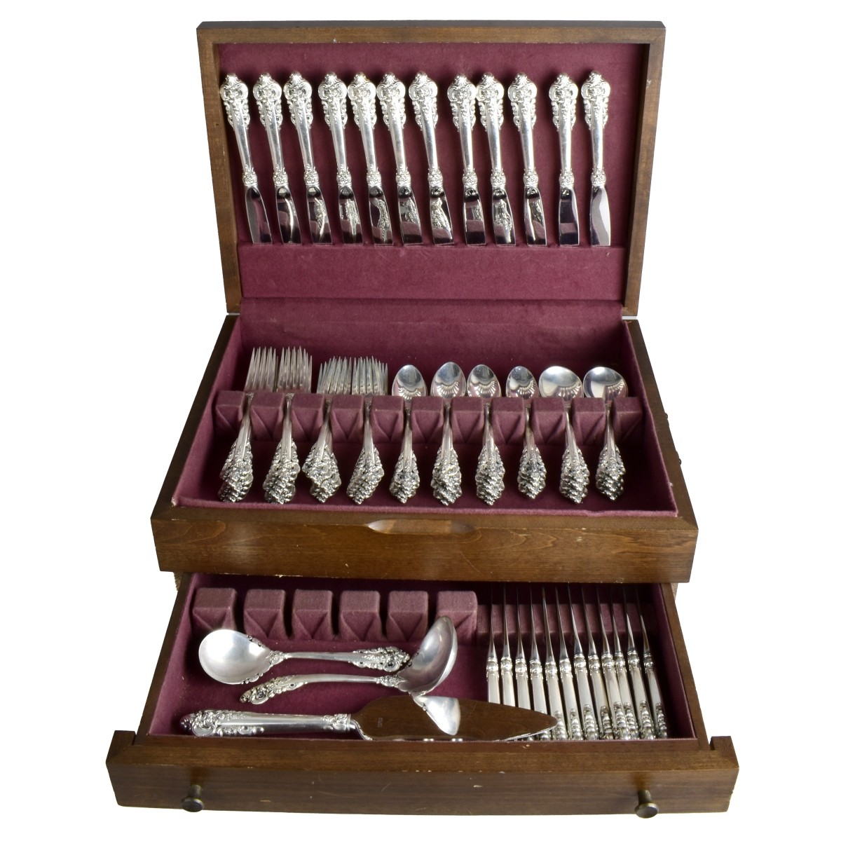 87 Pc. Wallace "Grand Baroque" Flatware