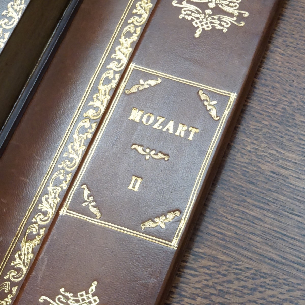 Italian Mozart Desk set