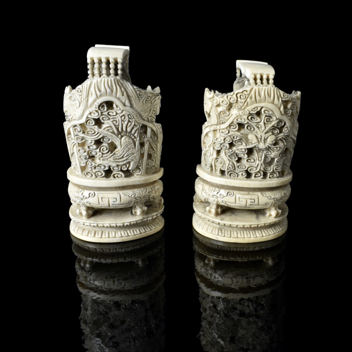 Pair of Chinese Figurines