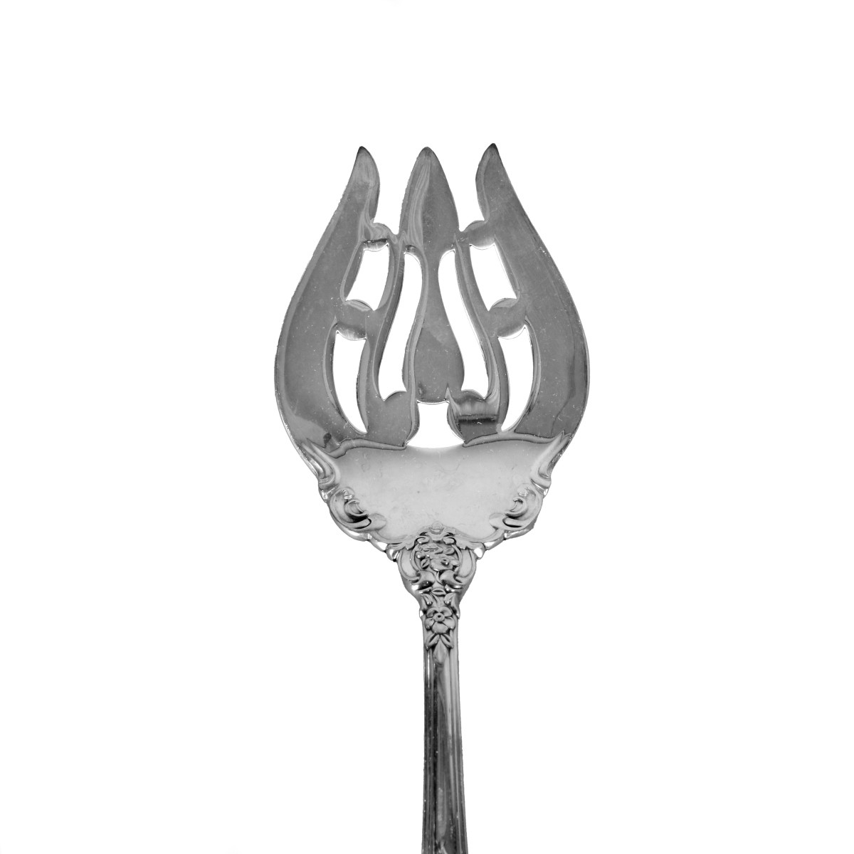 Lunt "Eloquence" Sterling Flatware