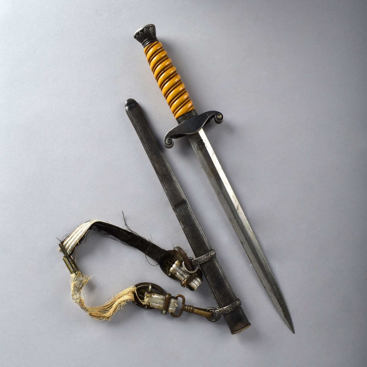 German WWII Officers Dagger