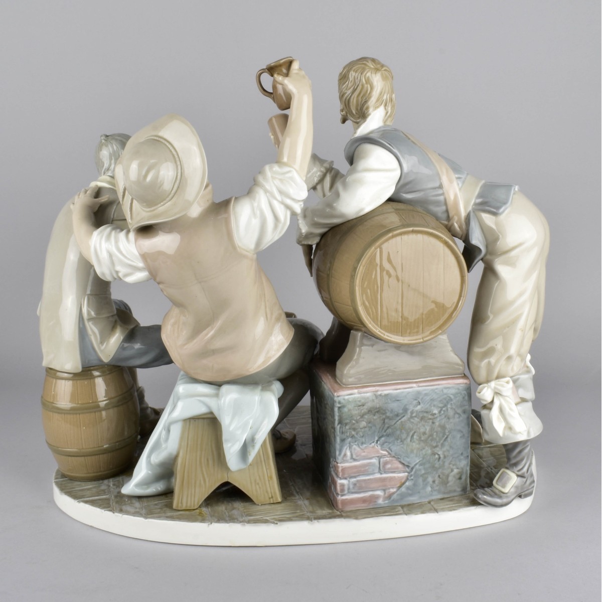 Large Lladro "Tavern Drinkers"