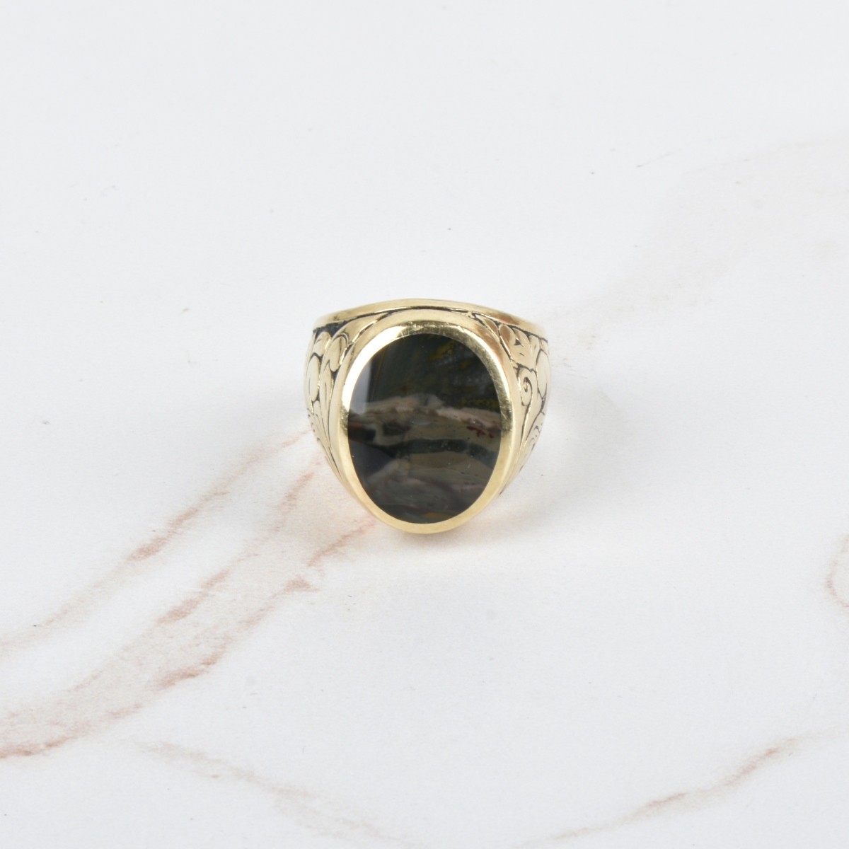 Agate and 14K Ring